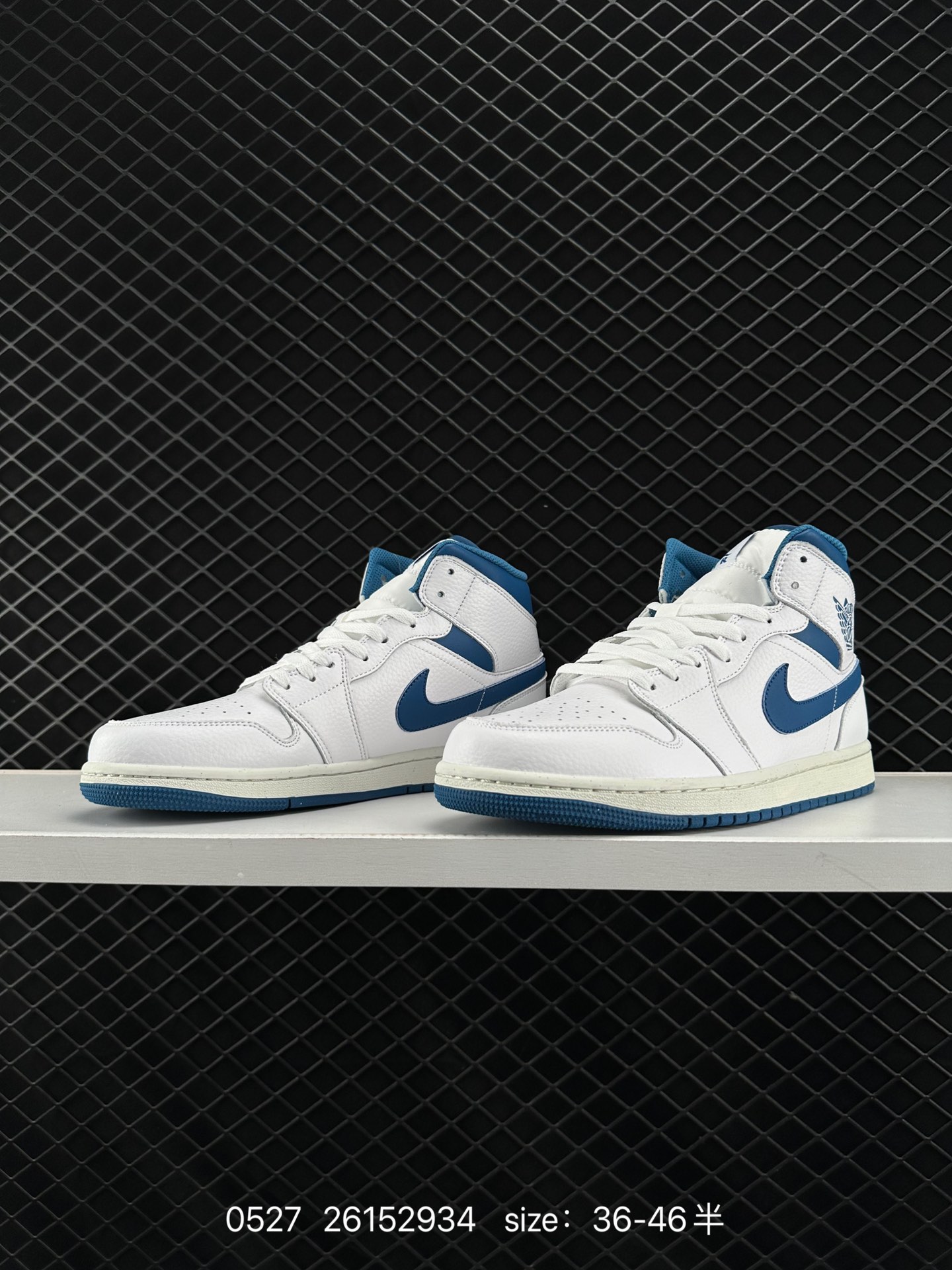 Nike Air Jordan 1 Retro High OG”Black/White“